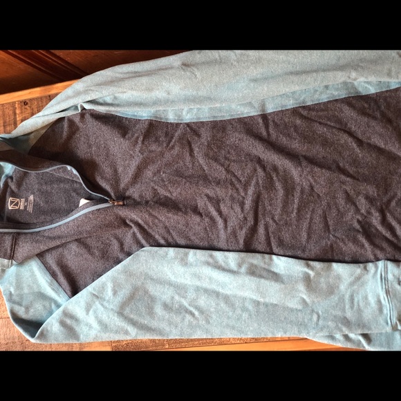 Awesome half zip - Picture 3 of 6